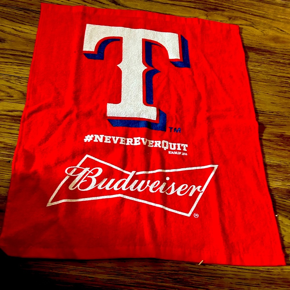 Budweiser towel
